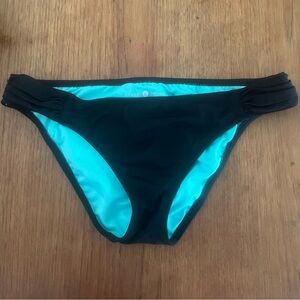 Shade & Shore Black and Blue Bikini Set